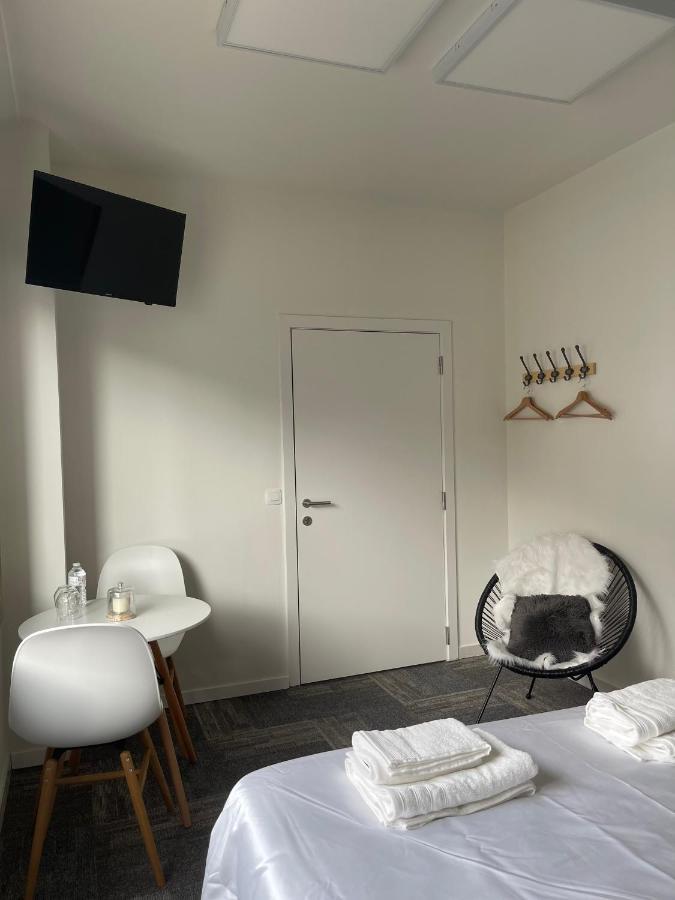 Mooie Kamer In Centrum Brugge Met Badkamer Dış mekan fotoğraf